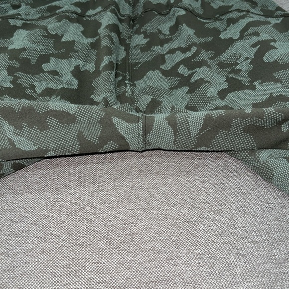 Lululemon Jogger-Authentic-NWOT - Picture 4 of 5